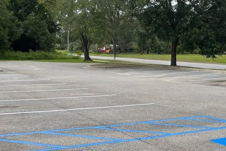 How a Well-Striped Parking Lot Can Increase Business & Customer Satisfaction in South Mississippi 1 Parking lot striping in south Mississippi
